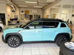 Hautsdefrancegrün+schwarz Gebraucht 2025 Renault 4 E-Tech Iconic SUV | 36.990 € (Fairer Preis)
