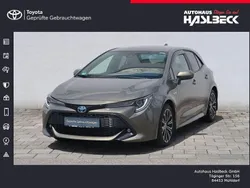 Manganbronze metallic Gebraucht 2020 Toyota Corolla Team Limousine | 19.940 € (Guter Preis)