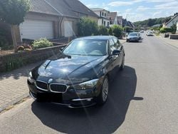 Schwarz Gebraucht 2015 BMW 330 Luxury Line Limousine | 13.000 € (Superpreis)