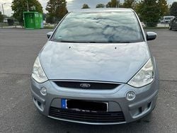 Silber Gebraucht 2008 Ford S-MAX S Van / Kleinbus | 2.800 € (Superpreis)