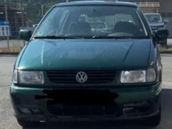 Grün Gebraucht 1998 VW Polo Limousine | 1.500 € (Fairer Preis)