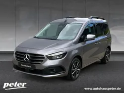 Chromitgrau metallic Gebraucht 2025 Mercedes T180 Progressive Van / Kleinbus | 32.410 € (Etwas zu teuer)
