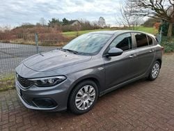 Grau Gebraucht 2019 Fiat Tipo Lounge Limousine | 8.150 € (Guter Preis)