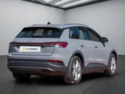 Grau Gebraucht 2021 Audi Q4 e-tron SUV | 22.299 € (Guter Preis)