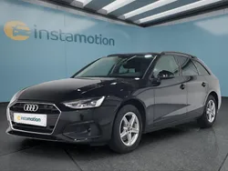 Schwarz Gebraucht 2024 Audi A4 Kombi | 30.699 € (Guter Preis)