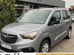 Grau Gebraucht 2024 Opel Combo Ultimate Van / Kleinbus | 27.900 € (Fairer Preis)
