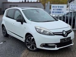 Weiß Gebraucht 2014 Renault Scénic III Bose Edition Limousine | 3.950 € (Fairer Preis)