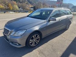 Grau Gebraucht 2010 Mercedes E250 Avantgarde Kombi | 4.999 € (Superpreis)