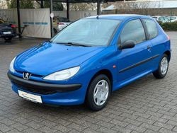 Blau Gebraucht 1999 Peugeot 206 Limousine | 2.490 € (Teuer)