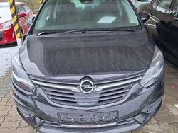 Onyx schwarz Gebraucht 2019 Opel Zafira Life Van / Kleinbus | 14.700 € (Fairer Preis)