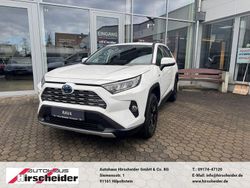 Weiß Gebraucht 2021 Toyota RAV4 Hybrid Team SUV | 29.900 € (Fairer Preis)