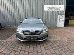 Grau Gebraucht 2020 Skoda Superb Style Kombi | 13.990 € (Fairer Preis)