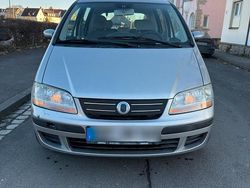 Grau Gebraucht 2004 Fiat Idea Van / Kleinbus | 1.600 €