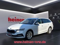 Weiß Gebraucht 2022 Skoda Octavia Style Kombi | 27.499 € (Etwas zu teuer)