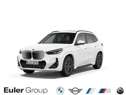 Alpinweiss iii Gebraucht 2025 BMW iX1 Performance SUV | 59.899 €