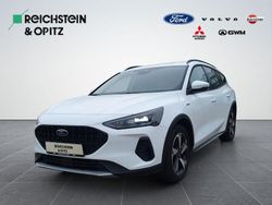 Frozen white Gebraucht 2024 Ford Focus Active Limousine | 32.750 €