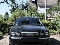 Schwarz Gebraucht 2004 Jaguar X-type Kombi | 7.150 €