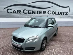Grün Gebraucht 2010 Skoda Fabia Classic Limousine | 3.990 € (Etwas zu teuer)