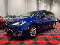 Blau Gebraucht 2020 Chrysler Pacifica SUV | 19.999 €