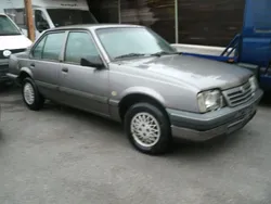 Braun Gebraucht 1991 Opel Ascona S Limousine | 700 €