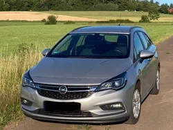 Silber Gebraucht 2019 Opel Astra Edition Kombi | 11.800 € (Fairer Preis)