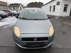 Grau Gebraucht 2012 Fiat Grande Punto Basis Kleinwagen | 3.900 € (Fairer Preis)