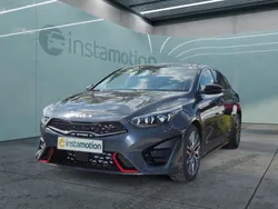 Grau Gebraucht 2022 Kia ProCeed Kleinwagen | 28.350 € (Fairer Preis)