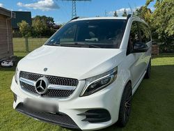 Weiß Gebraucht 2018 Mercedes V250 Edition Van / Kleinbus | 34.699 € (Fairer Preis)