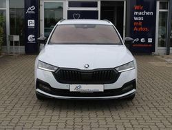 Moon white Gebraucht 2022 Skoda Octavia SportLine Kombi | 21.950 € (Fairer Preis)