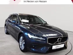 Denim blaumetallic Gebraucht 2020 Volvo V60 Momentum Kombi | 15.790 € (Guter Preis)