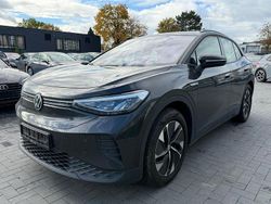 Grau Gebraucht 2022 VW ID.4 Pro Performance SUV | 20.990 € (Guter Preis)