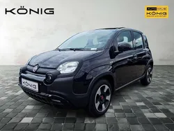 Schwarz Gebraucht 2023 Fiat Panda Cross Cross Kleinwagen | 12.997 € (Fairer Preis)