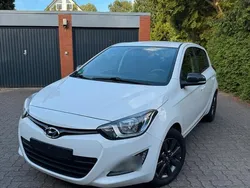 Weiß Gebraucht 2014 Hyundai i20 Kleinwagen | 7.499 € (Fairer Preis)