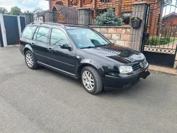 Schwarz Gebraucht 2000 VW Golf IV Kombi | 1.690 € (Etwas zu teuer)