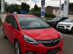 Lava rot Gebraucht 2017 Opel Zafira Active Van / Kleinbus | 12.900 € (Fairer Preis)