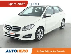 Weiß Gebraucht 2016 Mercedes B180 Urban Van / Kleinbus | 13.790 € (Fairer Preis)