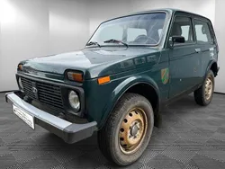 Grün Gebraucht 2008 Lada niva SUV | 2.980 € (Guter Preis)