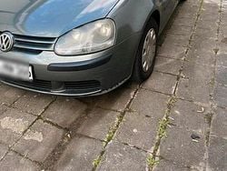 Grün Gebraucht 2003 VW Golf IV Kleinwagen | 1.800 € (Fairer Preis)