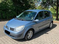 Blau Gebraucht 2005 Renault Mégane II Van / Kleinbus | 2.500 €