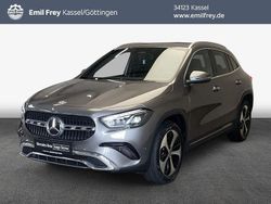 Grau Gebraucht 2024 Mercedes GLA220 Progressive SUV | 42.239 € (Fairer Preis)