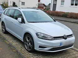 Weiß Gebraucht 2018 VW Golf VII Kombi | 12.799 € (Fairer Preis)