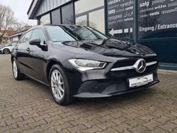 Nachtschwarz Gebraucht 2020 Mercedes CLA180 Limousine | 14.990 € (Guter Preis)