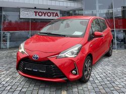 Super red 5 Gebraucht 2017 Toyota Yaris Hybrid Kleinwagen | 14.990 € (Fairer Preis)