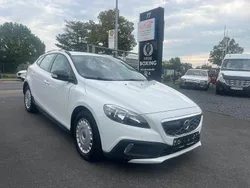 Weiß Gebraucht 2013 Volvo V40 CC Kombi | 7.500 € (Guter Preis)