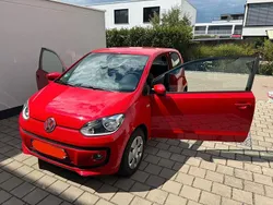 Rot Gebraucht 2012 VW up! move up! Kleinwagen | 5.500 € (Fairer Preis)
