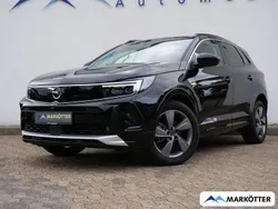 Lackierung schwarz perla nera/ Gebraucht 2024 Opel Grandland X Elegance SUV | 25.990 € (Fairer Preis)