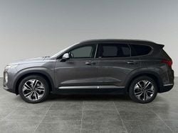 Grau Gebraucht 2020 Hyundai Santa Fe Premium SUV | 25.900 € (Fairer Preis)