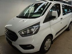 Weiß Gebraucht 2019 Ford Transit Custom Van / Kleinbus | 27.900 € (Etwas zu teuer)