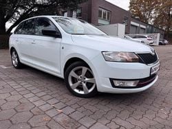 Weiß Gebraucht 2015 Skoda Rapid Drive Kombi | 8.890 € (Fairer Preis)