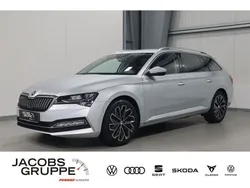 Silber Gebraucht 2022 Skoda Superb LAURIN & KLEMENT Kombi | 25.875 € (Guter Preis)